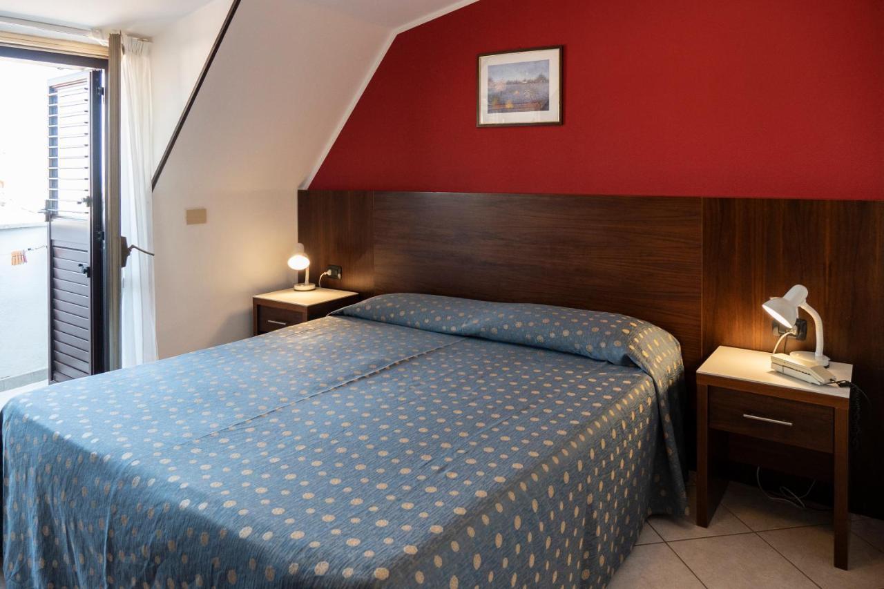 Hotel Mare Blu Francavilla Al Mare Esterno foto