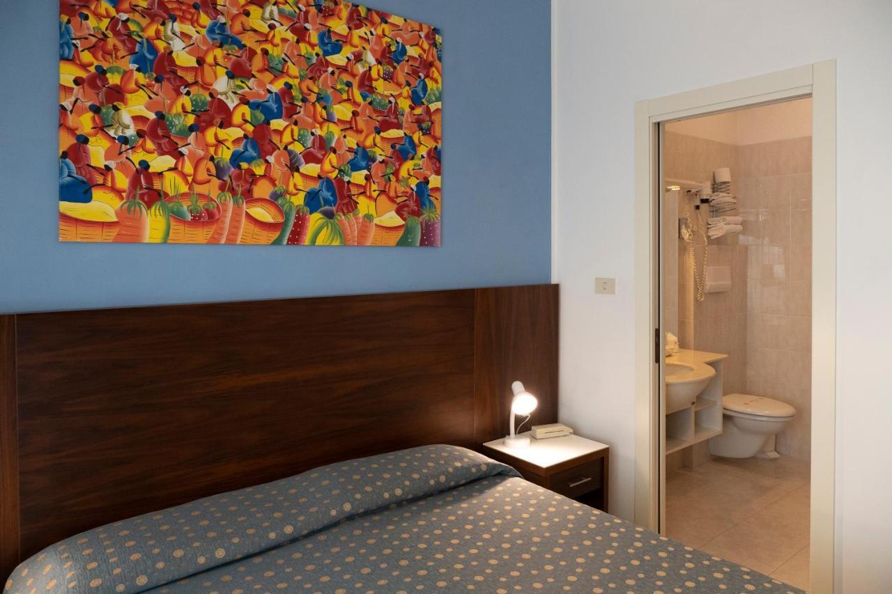 Hotel Mare Blu Francavilla Al Mare Esterno foto