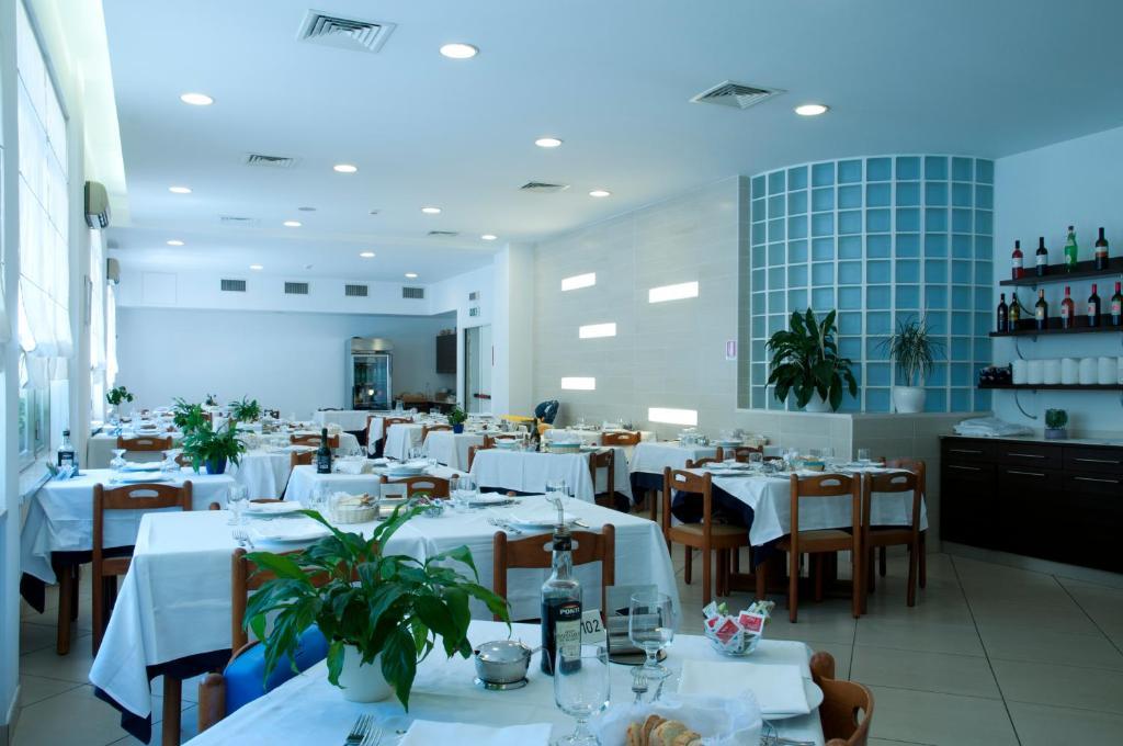 Hotel Mare Blu Francavilla Al Mare Esterno foto